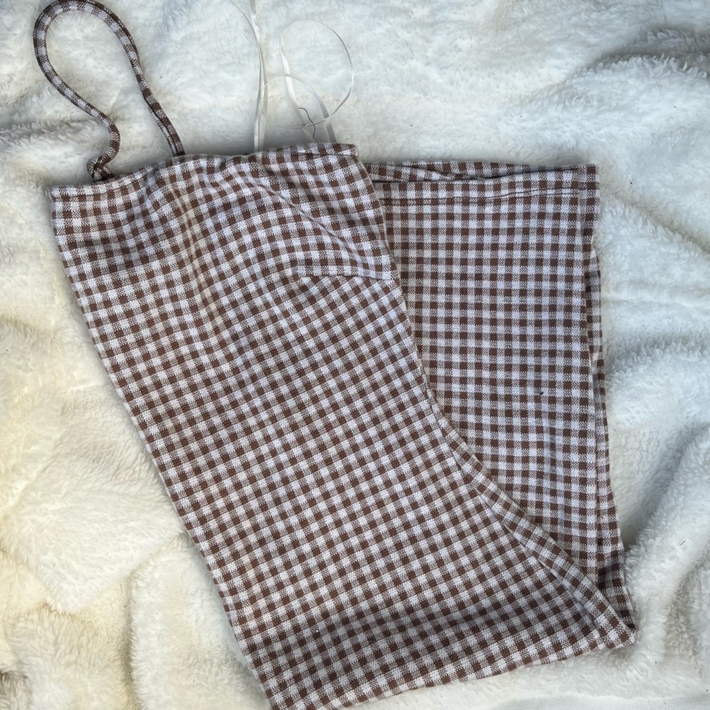 Short brown and white checkered dress size Xs